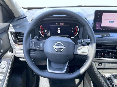 New 2026 Nissan Rogue Platinum w/ Platinum Premium Package AWD/4WD image 13
