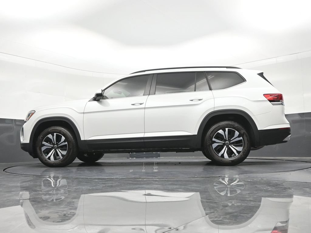 Used 2026 Volkswagen Atlas SE FWD image 24