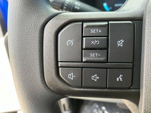 New 2026 Ford F250 XLT w/ XLT Premium Package AWD/4WD image 18