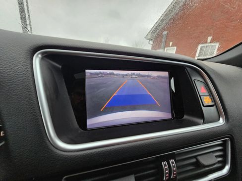 Used 2016 Audi Q5 2.0T Premium Plus w/ Technology Package image 28