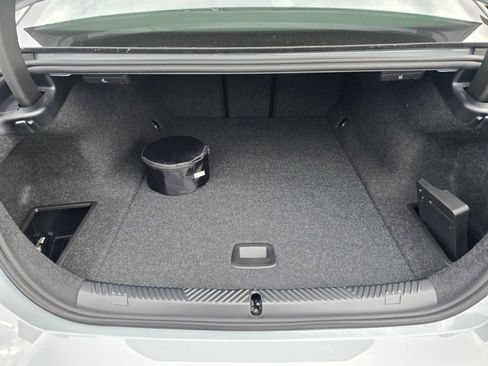 Used 2026 BMW i5 eDrive40 w/ M Sport Package image 17