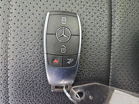 Used 2021 Mercedes-Benz C 300 Sedan image 36