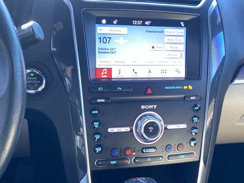 Used 2019 Ford Explorer Limited w/ Ford Safe & Smart Package image 23