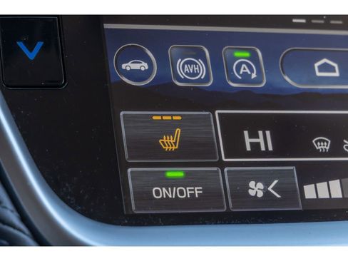 Certified 2024 Subaru Outback Onyx Edition XT image 25