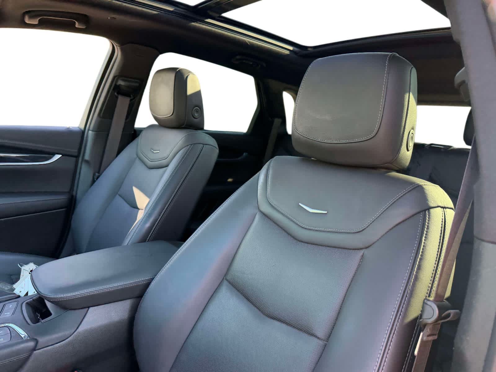 Used 2024 Cadillac XT5 Premium Luxury w/ LPO, Floor Liner Package AWD/4WD image 12