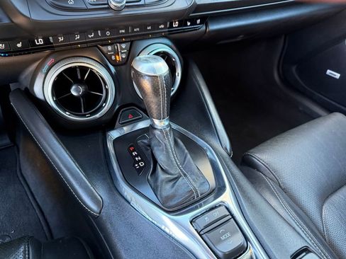 Used 2020 Chevrolet Camaro SS image 28