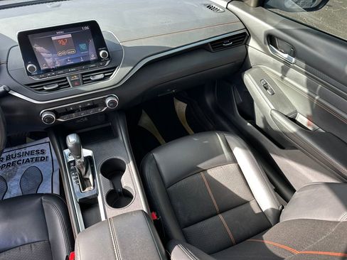 Used 2021 Nissan Altima 2.5 SR image 16