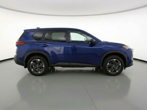 Used 2025 Nissan Rogue SV FWD image 11