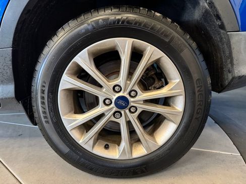 Used 2019 Ford Escape SE AWD/4WD image 25