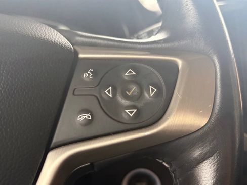 Used 2019 GMC Terrain Denali w/ GMC Pro Grade Package AWD/4WD image 31