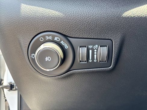 New 2025 Jeep Compass Limited w/ High Altitude Package AWD/4WD image 45