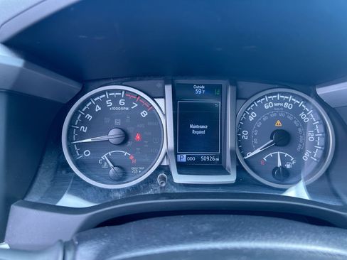 Used 2022 Toyota Tacoma SR5 image 20