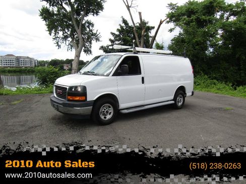 Used 2018 GMC Savana 2500 w/ Driver Convenience Package RWD image 1