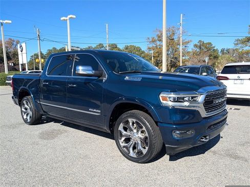 Used 2022 RAM 1500 Limited w/ Body Color Bumper Group image 3