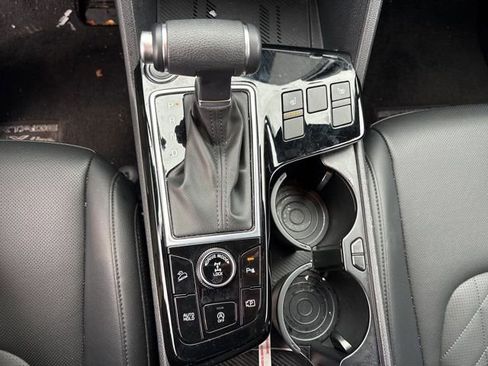 Used 2025 Kia Sportage X-Line image 16