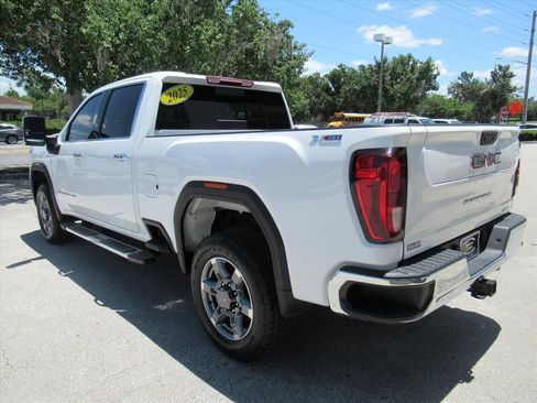 Used 2025 GMC Sierra 2500 SLE AWD/4WD image 5