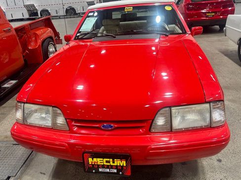 Used 1992 Ford Mustang LX image 9