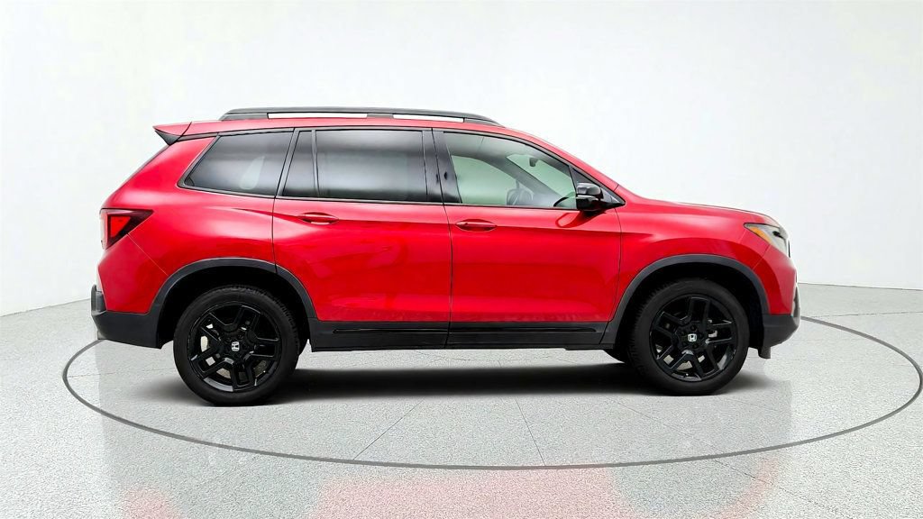 Used 2024 Honda Passport Black Edition image 4