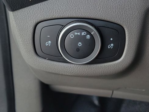 Used 2023 Ford Transit Connect XL image 13