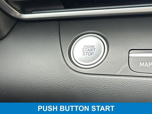 Used 2023 Hyundai Elantra Limited FWD image 25