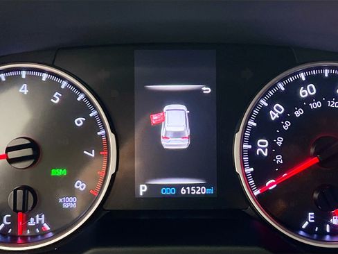 Used 2019 Toyota RAV4 XLE FWD image 22