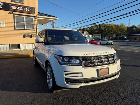 Used 2017 Land Rover Range Rover HSE AWD/4WD image 32