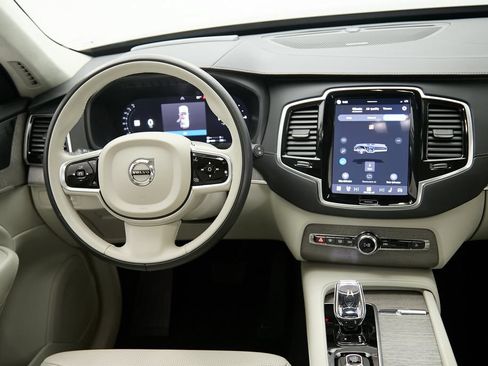 Certified 2024 Volvo XC90 T8 Ultimate AWD/4WD image 26