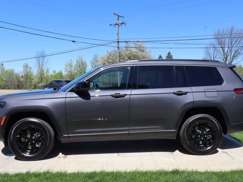 New 2026 Jeep Grand Cherokee L 4WD image 31