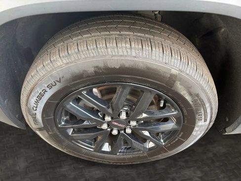 Used 2019 GMC Acadia SLT AWD/4WD image 38