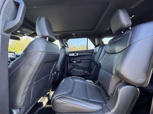 Used 2021 Ford Explorer ST w/ Equipment Group 401A image 14