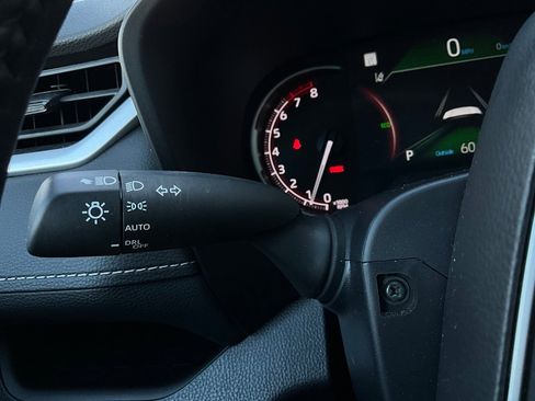 Used 2025 Toyota RAV4 XLE image 36