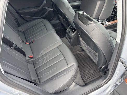 Used 2022 Audi A4 2.0T allroad Premium Plus AWD/4WD image 24