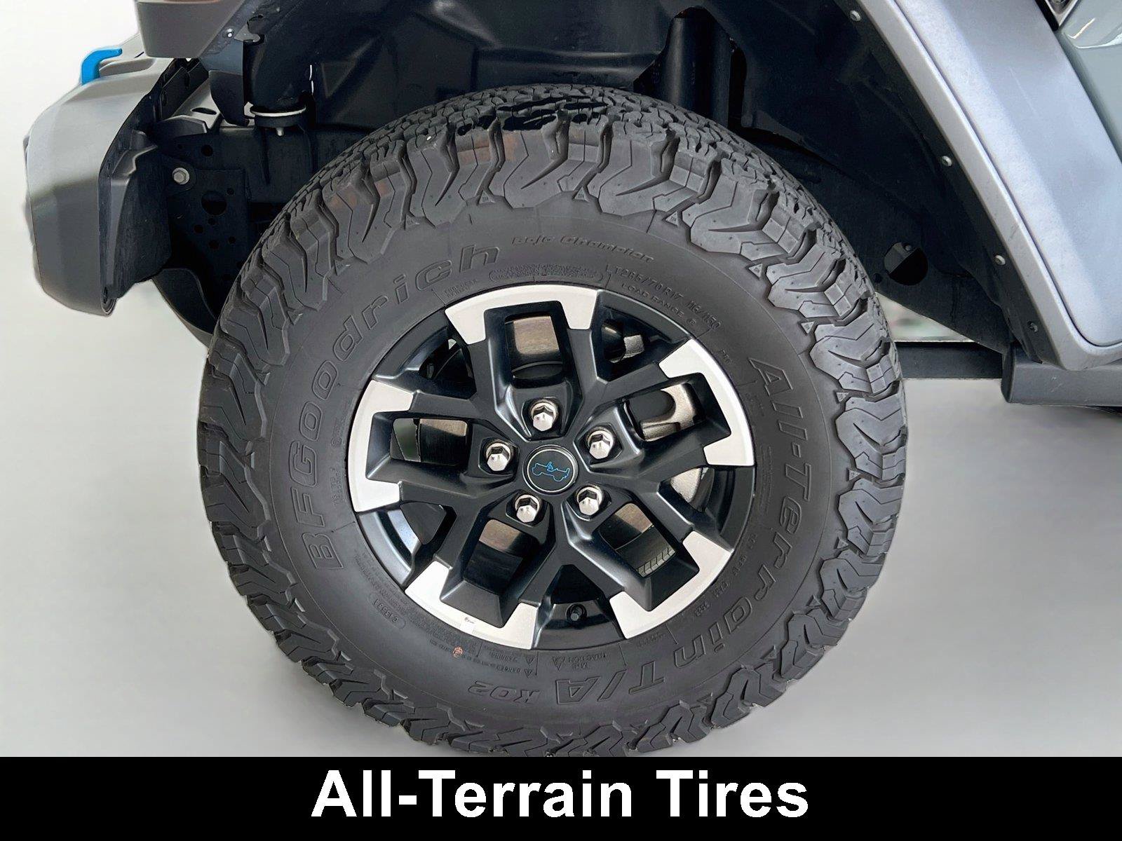 Used 2024 Jeep Wrangler Unlimited Rubicon 4xe AWD/4WD image 27