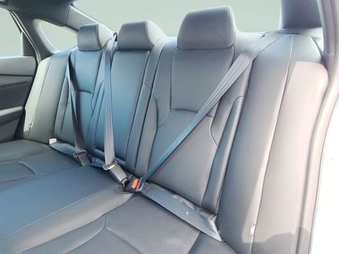 Used 2025 Honda Accord Sport image 13