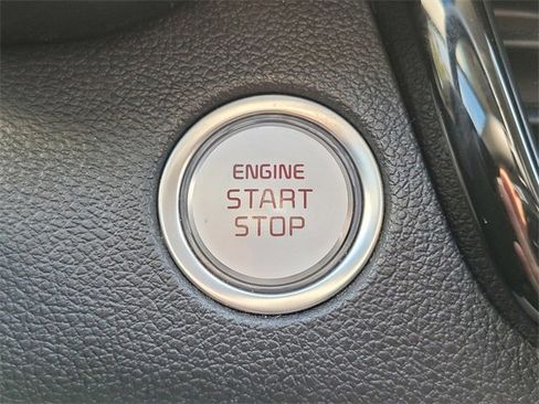 Used 2020 Kia Optima S image 23