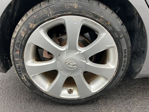 Used 2012 Hyundai Elantra Limited w/ Technology Pkg 5 image 11