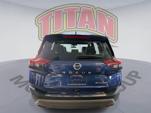 Used 2021 Nissan Rogue SV w/ Premium Package AWD/4WD image 4