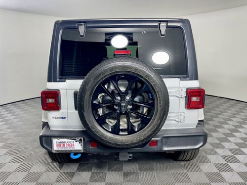 Used 2023 Jeep Wrangler Sahara image 4