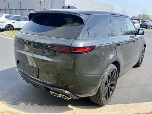 Used 2025 Land Rover Range Rover Sport Autobiography image 7