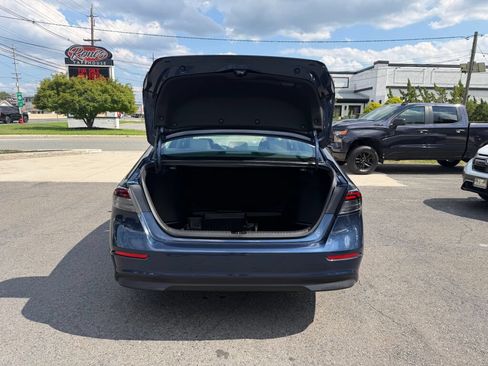Used 2023 Honda Accord EX image 27