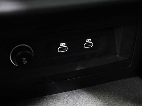 Used 2023 Audi Q8 Premium Plus w/ Premium Plus Package image 33