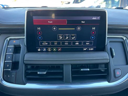 Used 2021 GMC Yukon SLT w/ SLT Premium Package image 30