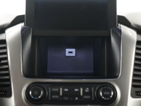 Used 2019 Chevrolet Tahoe Premier w/ Premier Plus Edition image 22