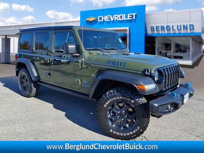 Used 2023 Jeep Wrangler Unlimited w/ 8.4" Radio Group