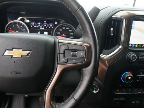 Used 2019 Chevrolet Silverado 1500 High Country image 23