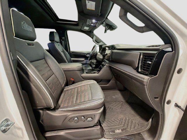 Used 2023 GMC Sierra 1500 AT4X w/ AT4X AEV Edition AWD/4WD image 23