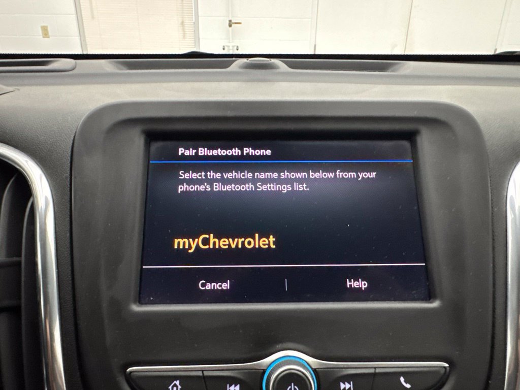 Used 2020 Chevrolet Equinox LS AWD/4WD image 20