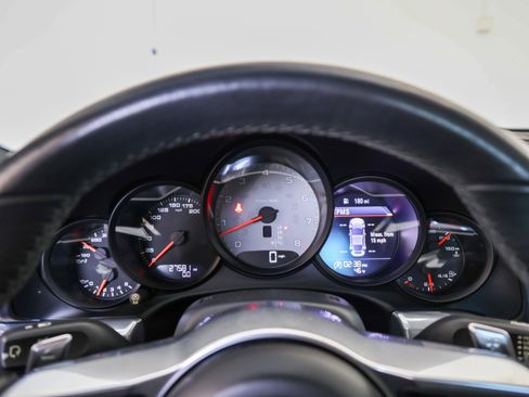 Used 2017 Porsche 911 Carrera S image 29