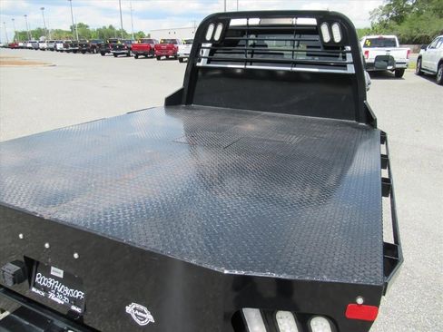 Used 2022 RAM 3500 SLT w/ Quick Order Package 2YG SLT AWD/4WD image 8