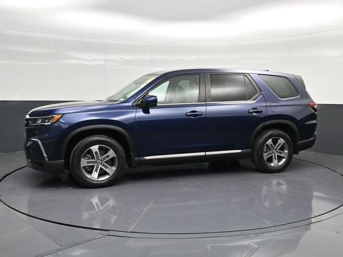 Used 2025 Honda Pilot EX-L image 7